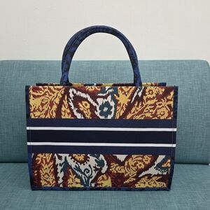 Blue Multi Floral Pattern Tote Bag with Striped Accent